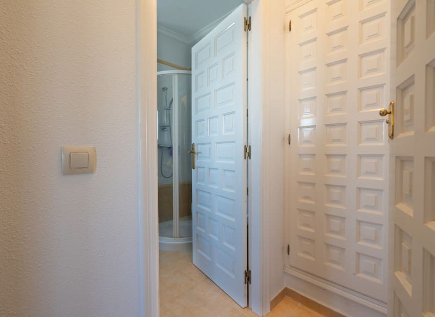 4 sypialnia Willa na sprzedaż w Cumbre del Sol z basenem - 745 000 € (Ref: 9720811)