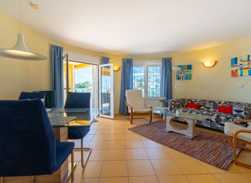 4 sypialnia Willa na sprzedaż w Cumbre del Sol z basenem - 745 000 € (Ref: 9720811)