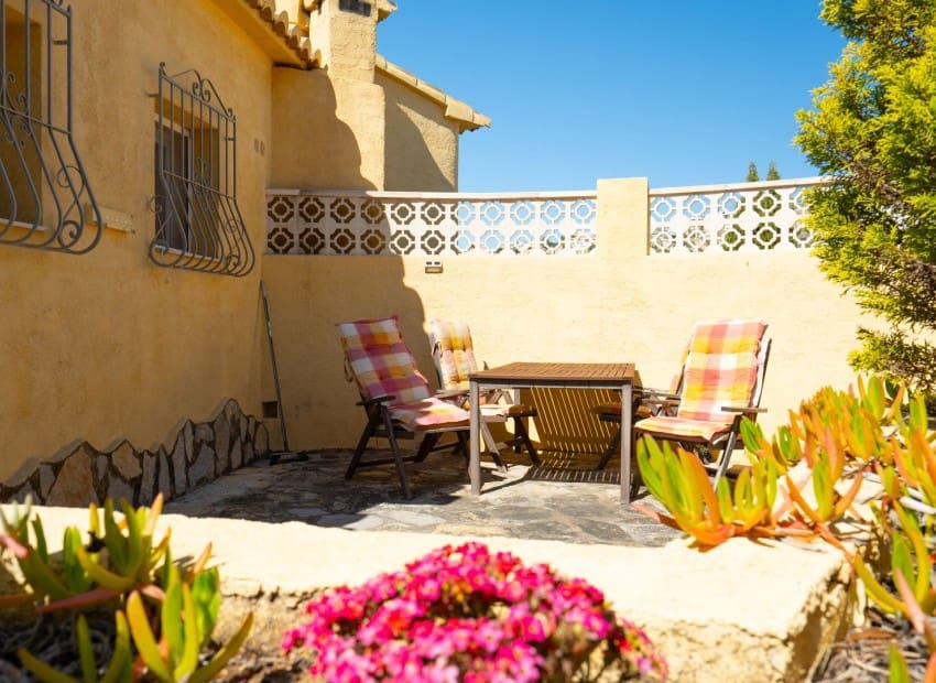 4 sypialnia Willa na sprzedaż w Cumbre del Sol z basenem - 745 000 € (Ref: 9720811)