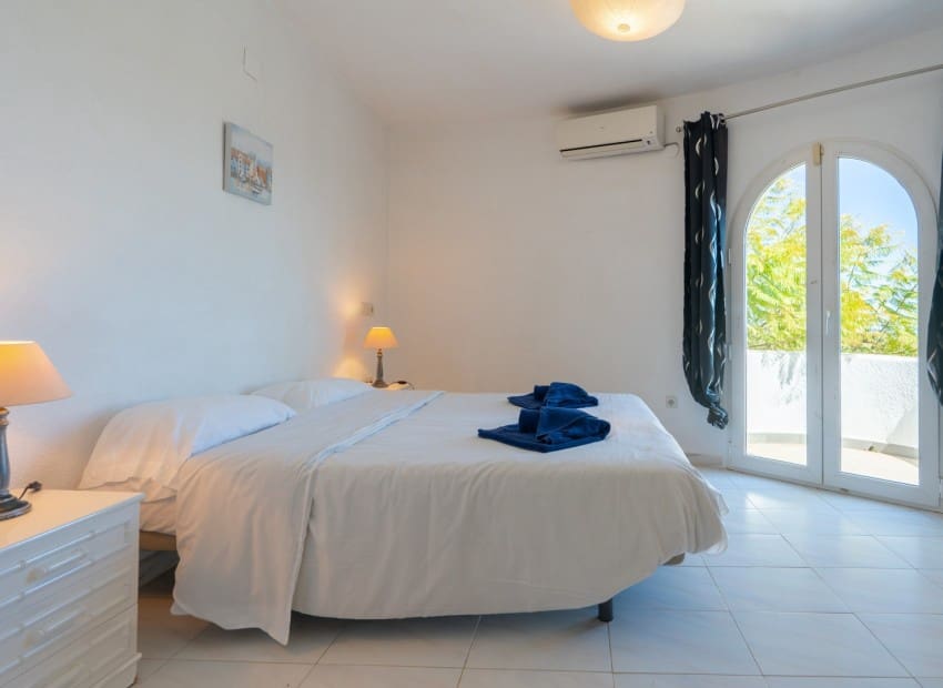 4 soverom Villa til salgs i Cumbre del Sol med svømmebasseng - € 900 000 (Ref: 9720812)