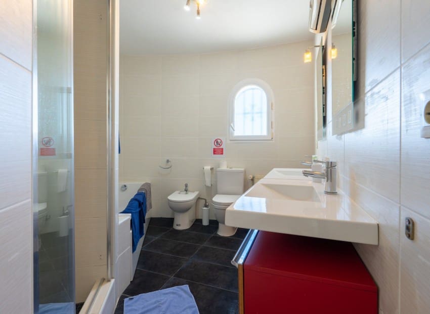 4 soverom Villa til salgs i Cumbre del Sol med svømmebasseng - € 900 000 (Ref: 9720812)