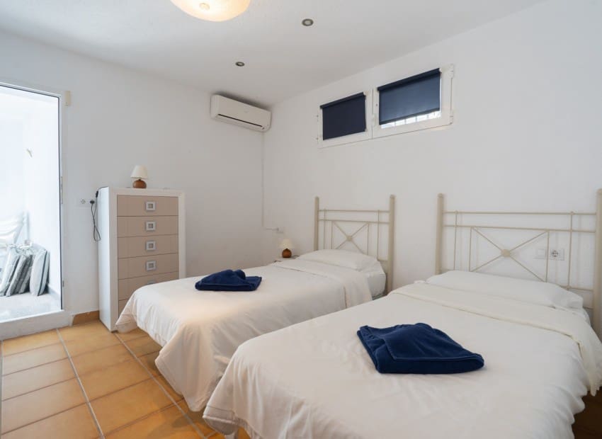 4 soverom Villa til salgs i Cumbre del Sol med svømmebasseng - € 900 000 (Ref: 9720812)