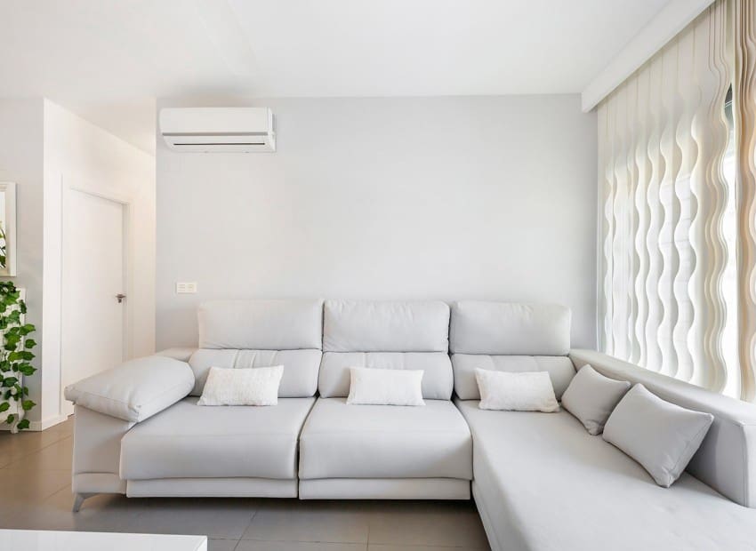 Apartamento de 4 habitaciones en Torre de la Horadada en venta con piscina - 597.800 € (Ref: 9740184)