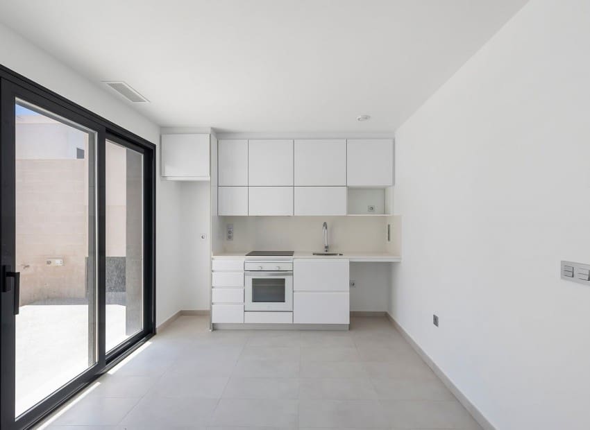 3 Zimmer Villa zu verkaufen in La Florida mit Pool - 319.000 € (Ref: 9743029)