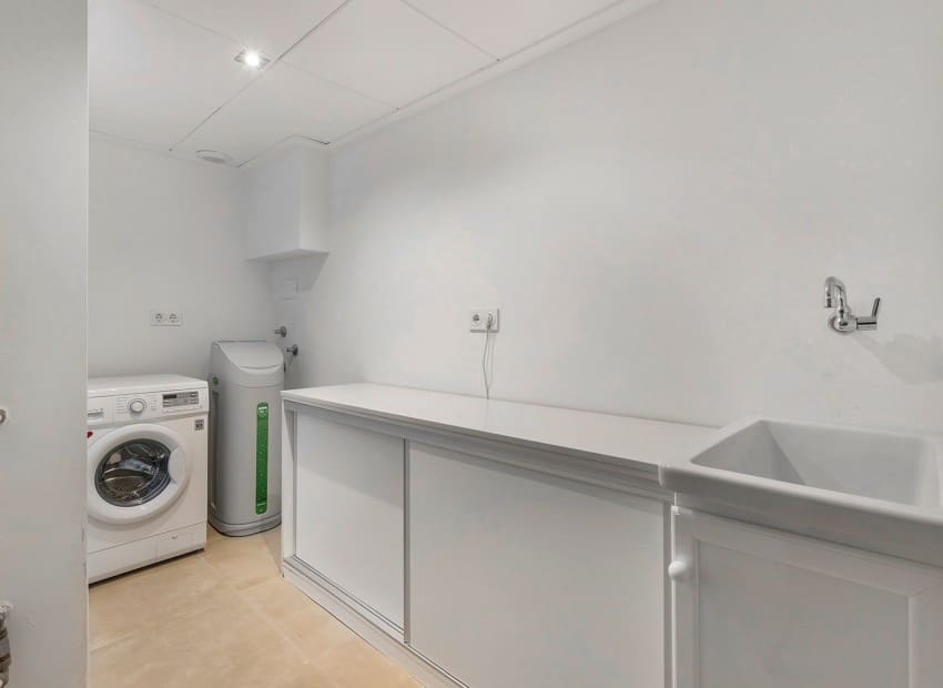 Chalet de 5 habitaciones en Orihuela Costa en venta con piscina - 895.000 € (Ref: 9743097)