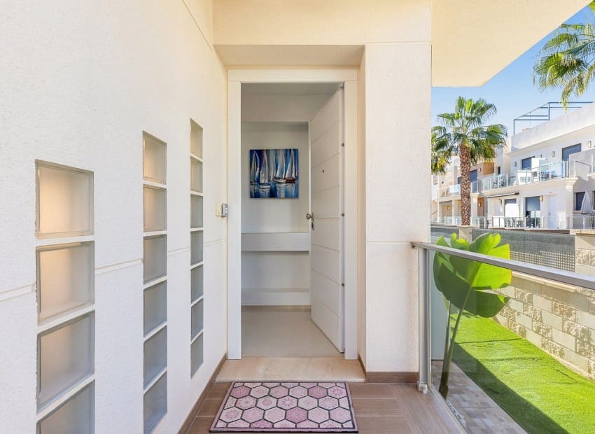 Chalet de 5 habitaciones en Orihuela Costa en venta con piscina - 895.000 € (Ref: 9743097)