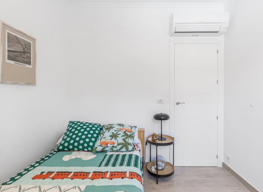 4 soveværelse Villa til salg i Orihuela Costa med swimmingpool - € 749.900 (Ref: 9744303)