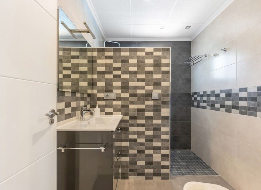 4 soveværelse Villa til salg i Orihuela Costa med swimmingpool - € 749.900 (Ref: 9744303)