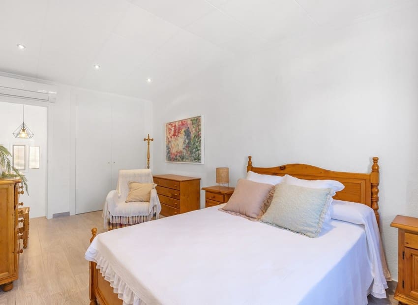 4 soveværelse Villa til salg i Orihuela Costa med swimmingpool - € 749.900 (Ref: 9744303)