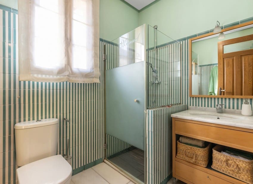 6 soverom Villa til salgs i Torrevieja med svømmebasseng garasje - € 2 490 000 (Ref: 9747272)