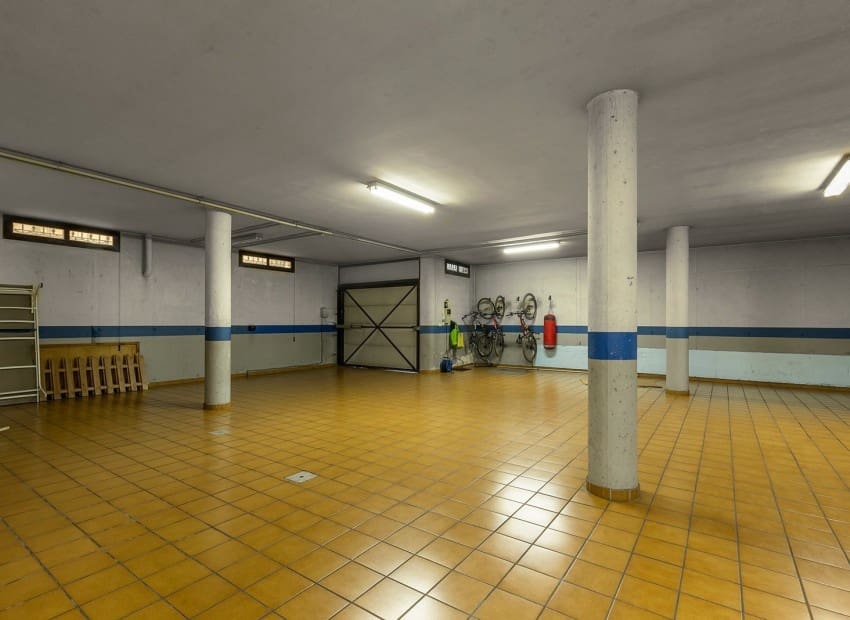 6 soverom Villa til salgs i Torrevieja med svømmebasseng garasje - € 2 490 000 (Ref: 9747272)