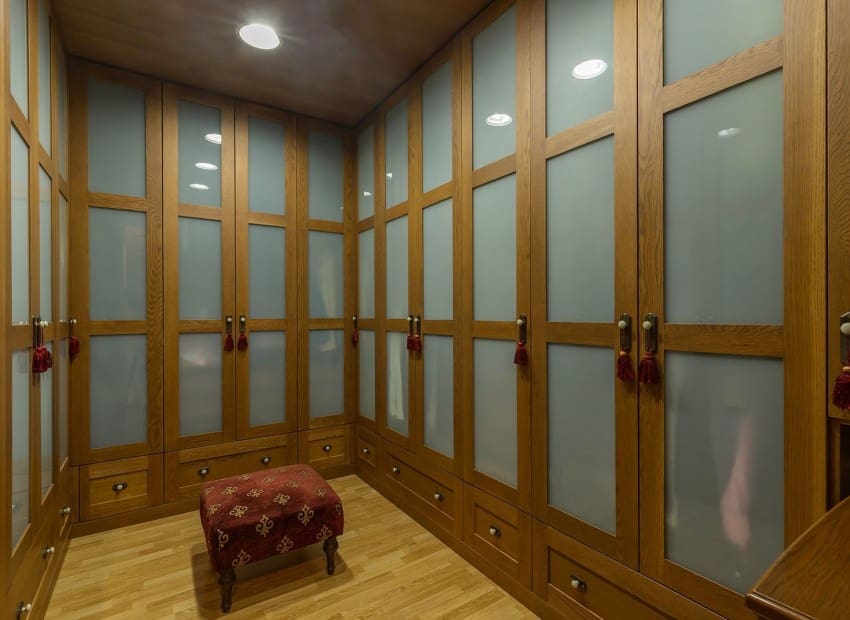 6 soverom Villa til salgs i Torrevieja med svømmebasseng garasje - € 2 490 000 (Ref: 9747272)