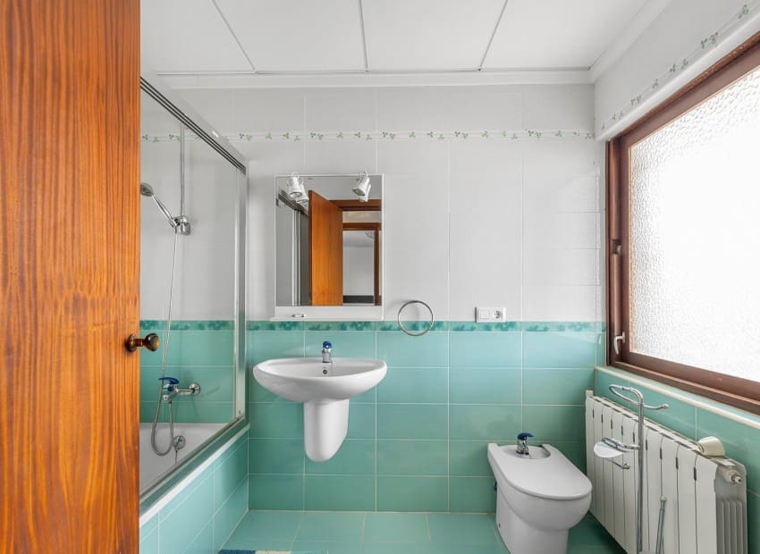 Chalet de 5 habitaciones en Villamartin en venta con piscina garaje - 670.000 € (Ref: 9747318)