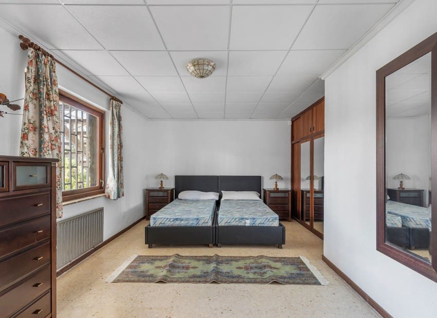 Chalet de 5 habitaciones en Villamartin en venta con piscina garaje - 670.000 € (Ref: 9747318)