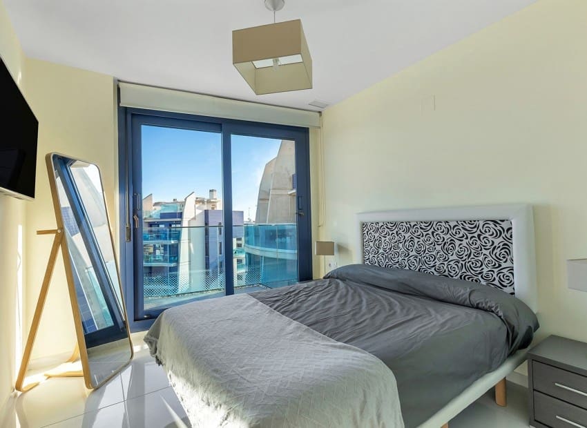 2 chambre Penthouse à vendre à Torrevieja avec piscine garage - 699 000 € (Ref: 9749288)