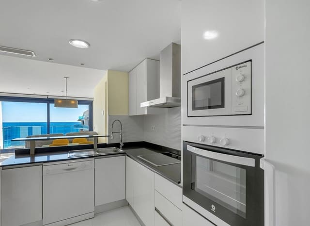 2 chambre Penthouse à vendre à Punta Prima, Torrevieja avec piscine garage - 699 000 € (Ref: 9749288)