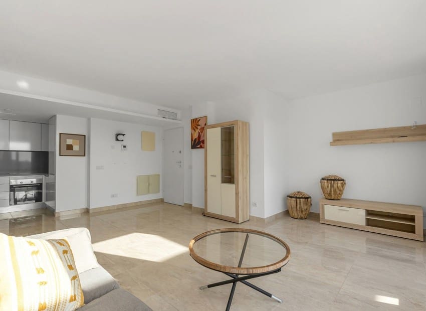 3 soveværelse Penthouse til salg i Torrevieja med swimmingpool garage - € 765.000 (Ref: 9750858)