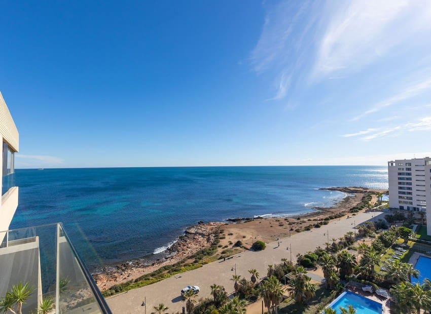 3 soveværelse Penthouse til salg i Torrevieja med swimmingpool garage - € 765.000 (Ref: 9750858)