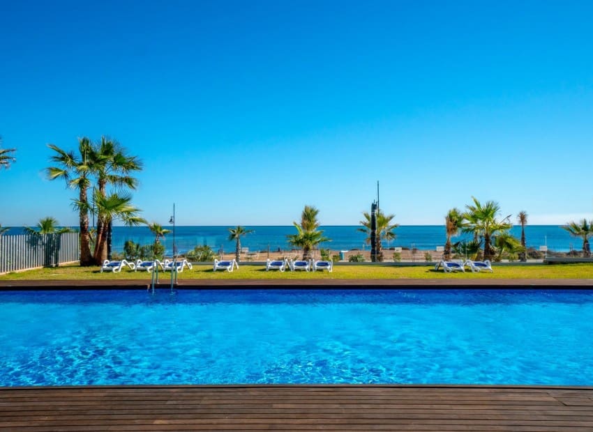 3 soveværelse Penthouse til salg i Torrevieja med swimmingpool garage - € 765.000 (Ref: 9750858)