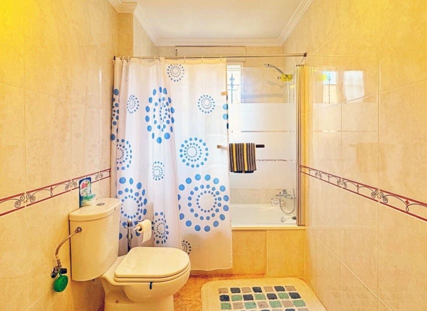 3 Zimmer Apartment zu verkaufen in Villamartin mit Pool - 275.500 € (Ref: 9758018)