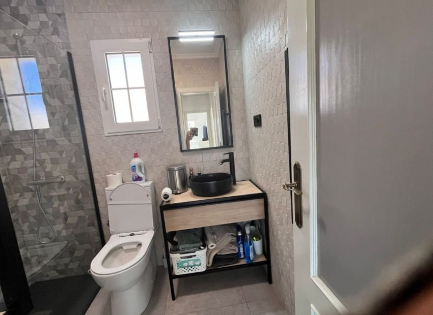 3 soveværelse Villa til salg i Villamartin med swimmingpool - € 255.000 (Ref: 9761485)