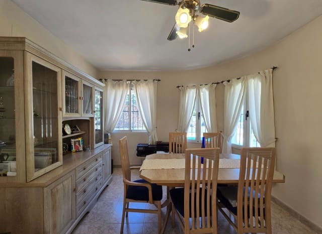 4 bedroom Villa for sale in Altea la Vella, Altea with pool - € 649,000 (Ref: 9784415)