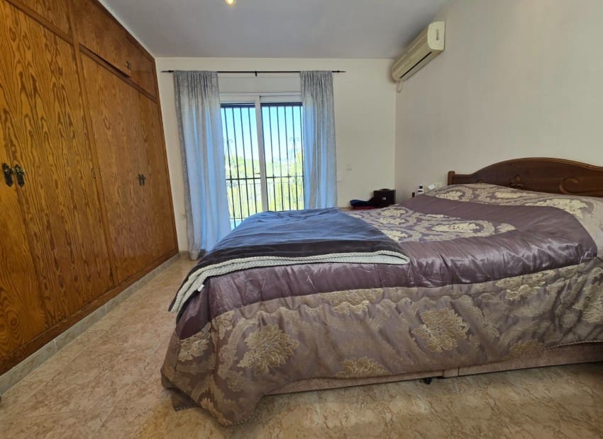 4 bedroom Villa for sale in Altea la Vella with pool - € 649,000 (Ref: 9784415)