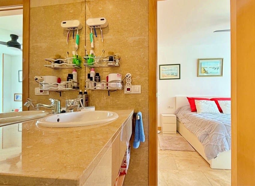 2 soveværelse Lejlighed til salg i Campoamor med swimmingpool garage - € 299.000 (Ref: 9789833)