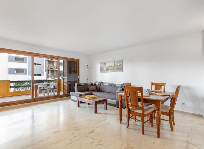 2 soveværelse Lejlighed til salg i Torrevieja med swimmingpool garage - € 345.000 (Ref: 9799966)