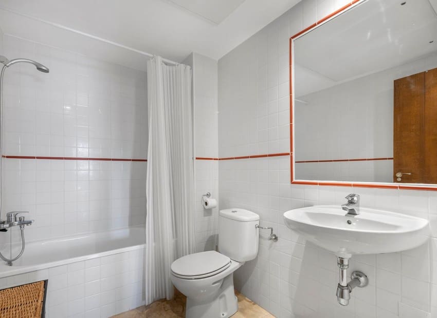 2 soveværelse Lejlighed til salg i Torrevieja med swimmingpool garage - € 345.000 (Ref: 9799966)