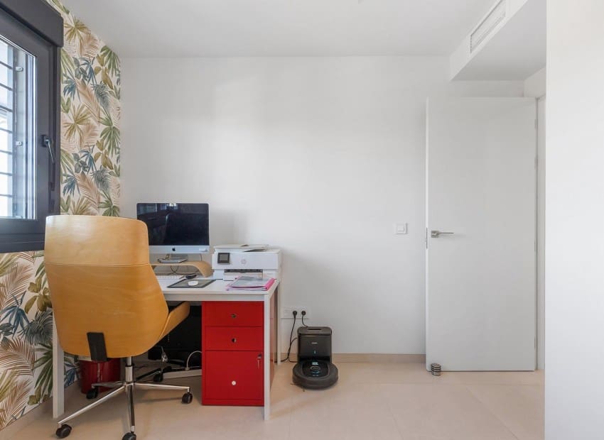 2 soveværelse Lejlighed til salg i Torrevieja med swimmingpool garage - € 519.000 (Ref: 9800031)