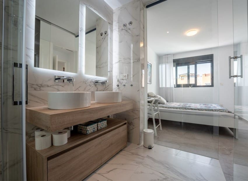 2 sypialnia Penthouse na sprzedaż w Torrevieja z basenem - 319 900 € (Ref: 9802782)