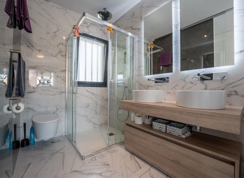 2 sypialnia Penthouse na sprzedaż w Torrevieja z basenem - 319 900 € (Ref: 9802782)