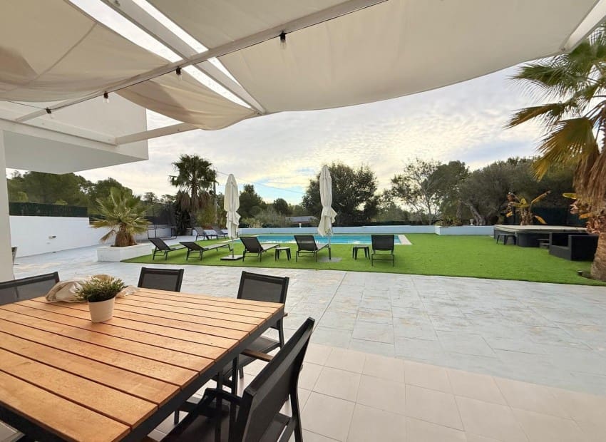 4 camera da letto Villa in vendita in Altea con piscina garage - 880.000 € (Rif: 9805398)