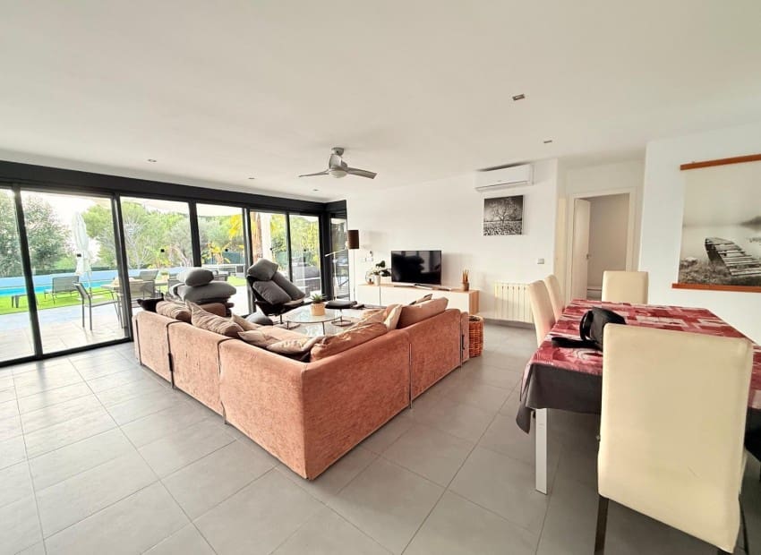 4 camera da letto Villa in vendita in Altea con piscina garage - 880.000 € (Rif: 9805398)