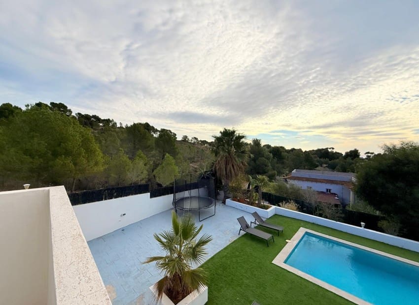 4 camera da letto Villa in vendita in Altea con piscina garage - 880.000 € (Rif: 9805398)