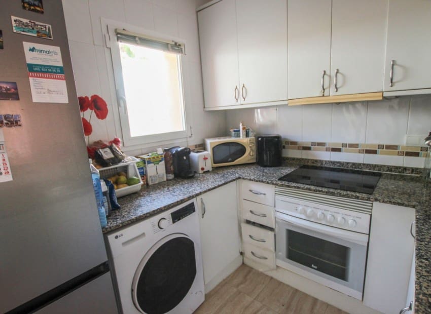 2 soveværelse Villa til salg i Calpe / Calp med swimmingpool - € 285.000 (Ref: 9805539)