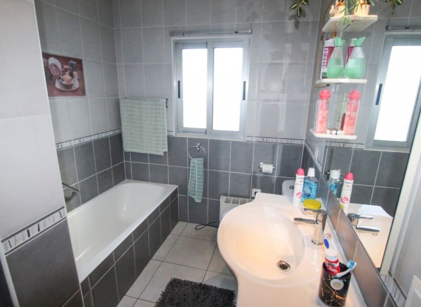 3 sovrum Villa till salu i Calpe / Calp med pool - 540 000 € (Ref: 9805540)