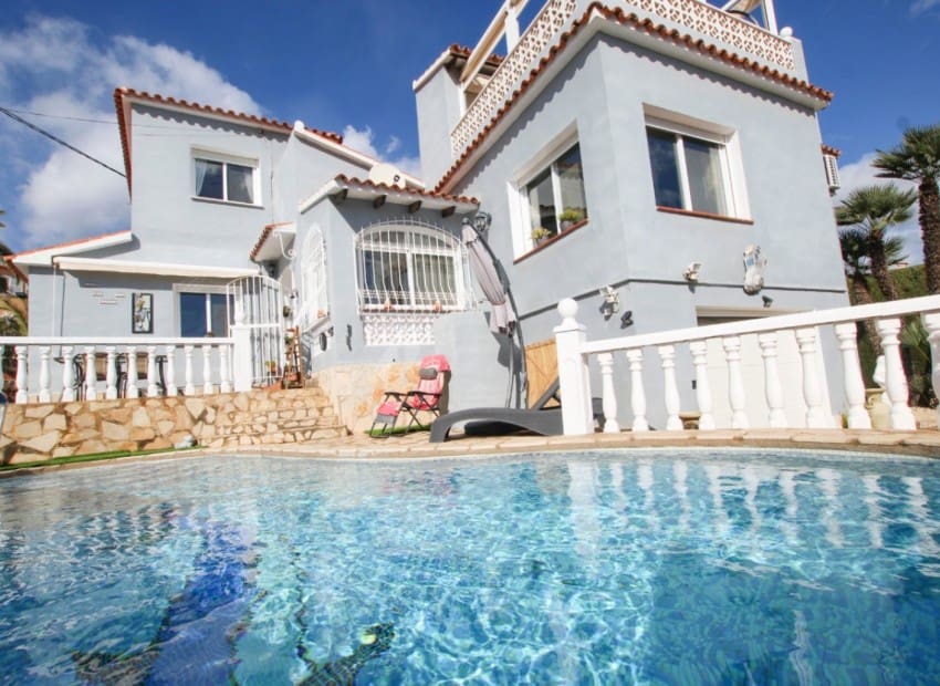3 sovrum Villa till salu i Calpe / Calp med pool - 540 000 € (Ref: 9805540)