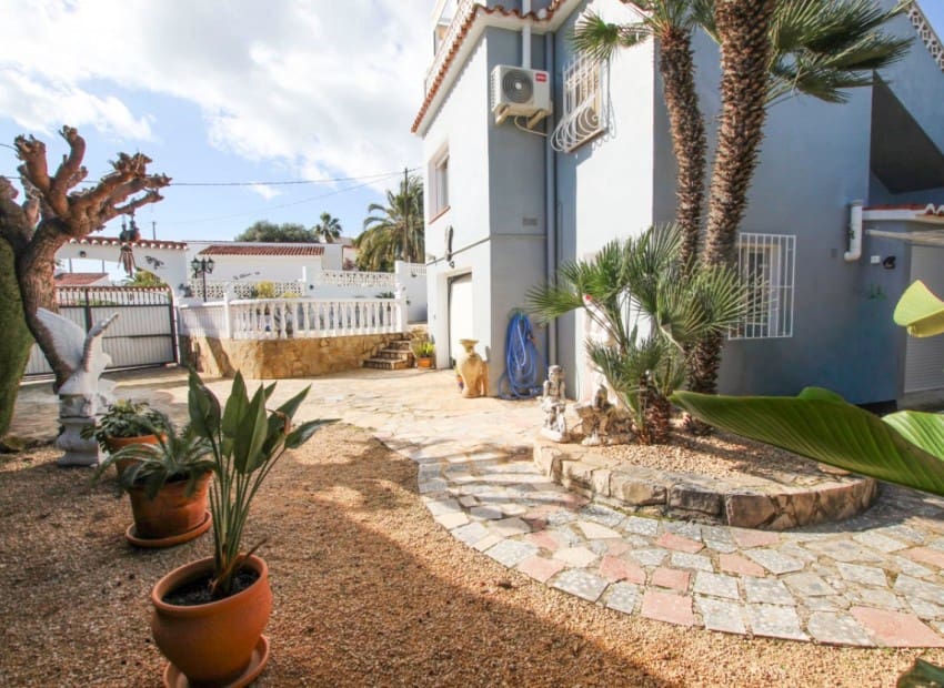 3 sovrum Villa till salu i Calpe / Calp med pool - 540 000 € (Ref: 9805540)