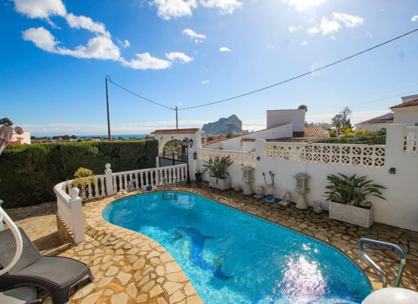 3 sovrum Villa till salu i Calpe / Calp med pool - 540 000 € (Ref: 9805540)