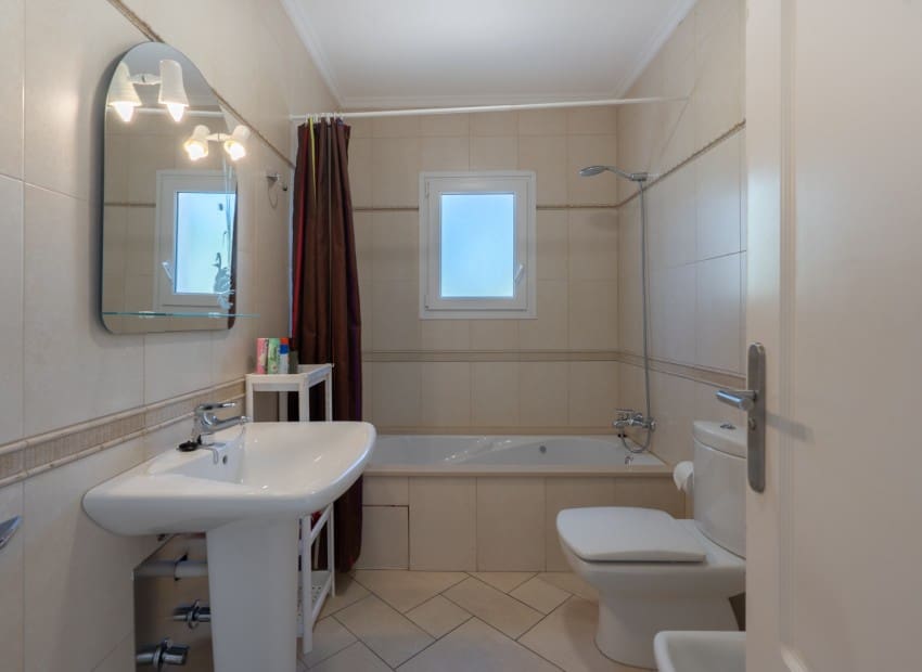 3 chambre Villa/Maison à vendre à Javea / Xabia avec piscine - 625 000 € (Ref: 9805541)