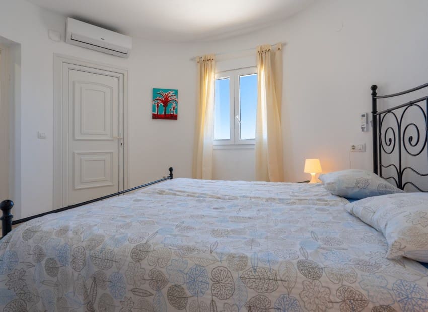 3 chambre Villa/Maison à vendre à Javea / Xabia avec piscine - 625 000 € (Ref: 9805541)