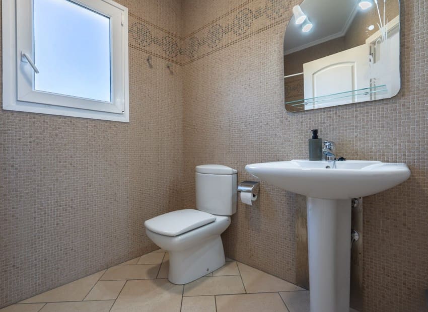 3 chambre Villa/Maison à vendre à Javea / Xabia avec piscine - 625 000 € (Ref: 9805541)