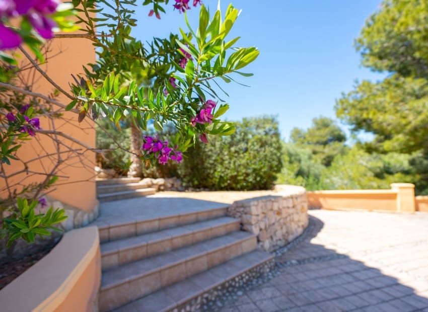 3 chambre Villa/Maison à vendre à Javea / Xabia avec piscine - 625 000 € (Ref: 9805541)