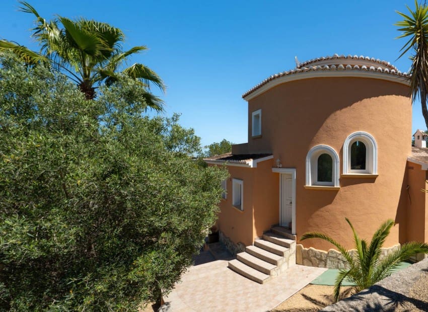 3 chambre Villa/Maison à vendre à Javea / Xabia avec piscine - 625 000 € (Ref: 9805541)