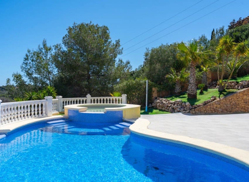 3 chambre Villa/Maison à vendre à Javea / Xabia avec piscine - 625 000 € (Ref: 9805541)