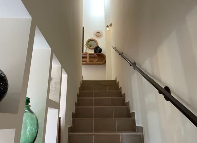 2 soveværelse Villa til salg i Polop med swimmingpool - € 319.000 (Ref: 9819157)