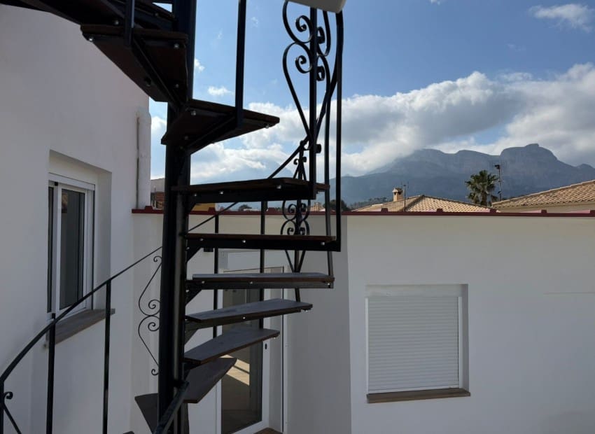 4 camera da letto Villa in vendita in Alfaz del Pi / L'Alfas del Pi con piscina - 395.000 € (Rif: 9821018)