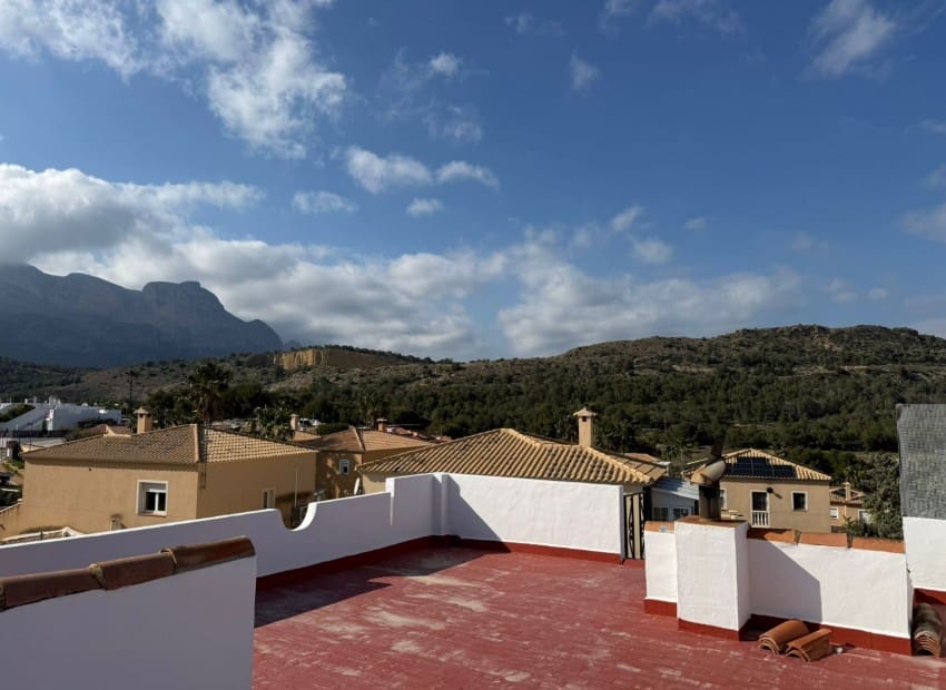 4 camera da letto Villa in vendita in Alfaz del Pi / L'Alfas del Pi con piscina - 395.000 € (Rif: 9821018)